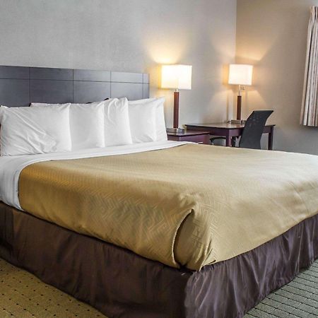 Econo Lodge Ames Luaran gambar