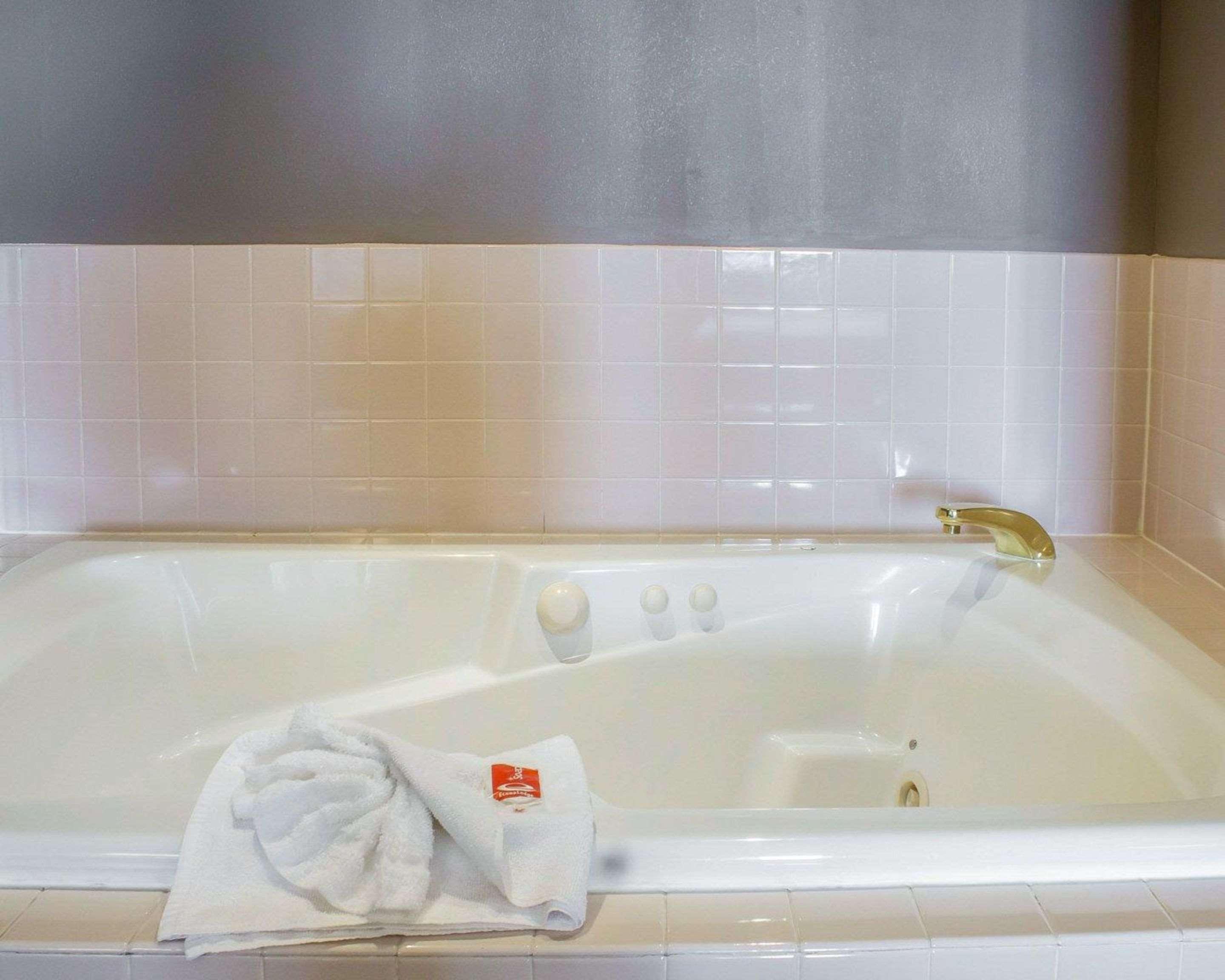 Econo Lodge Ames Luaran gambar