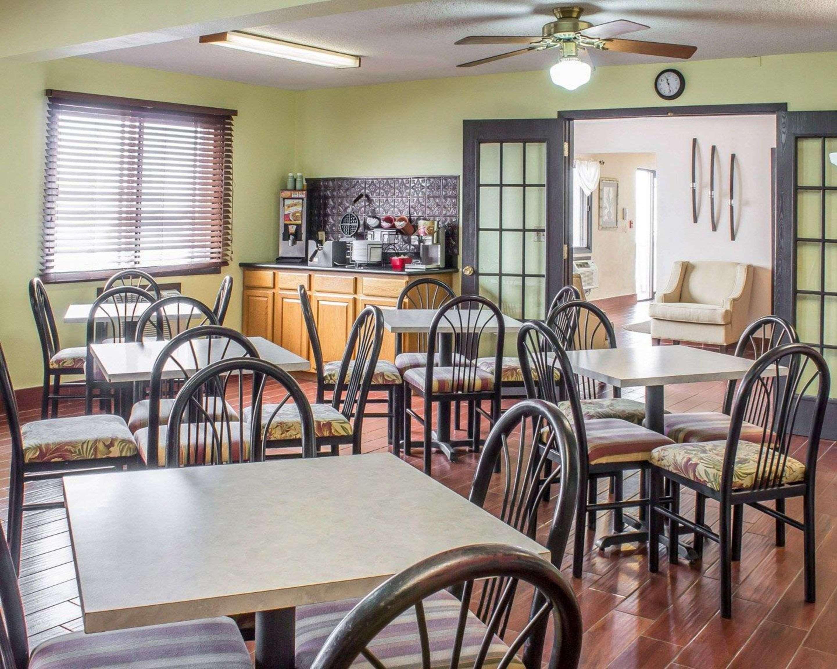 Econo Lodge Ames Luaran gambar
